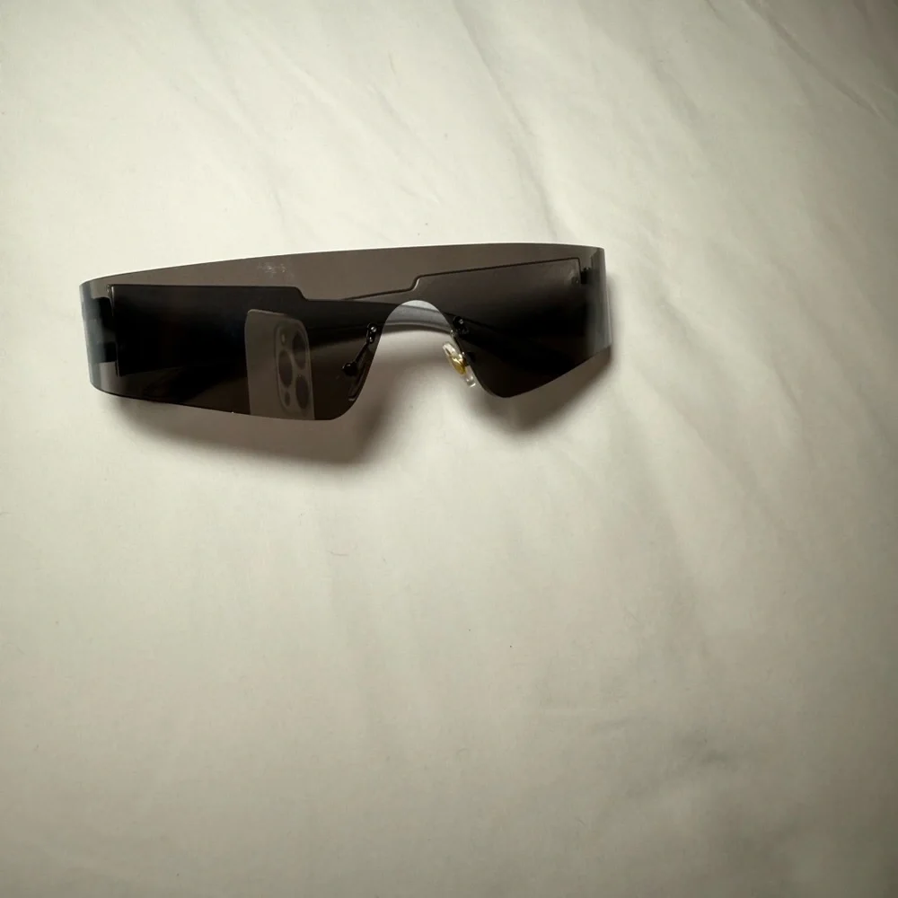 Stylish Retro Rimless Futuristic Mirror Sunglasses